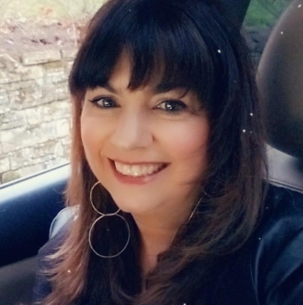Meet your Posher, Niki